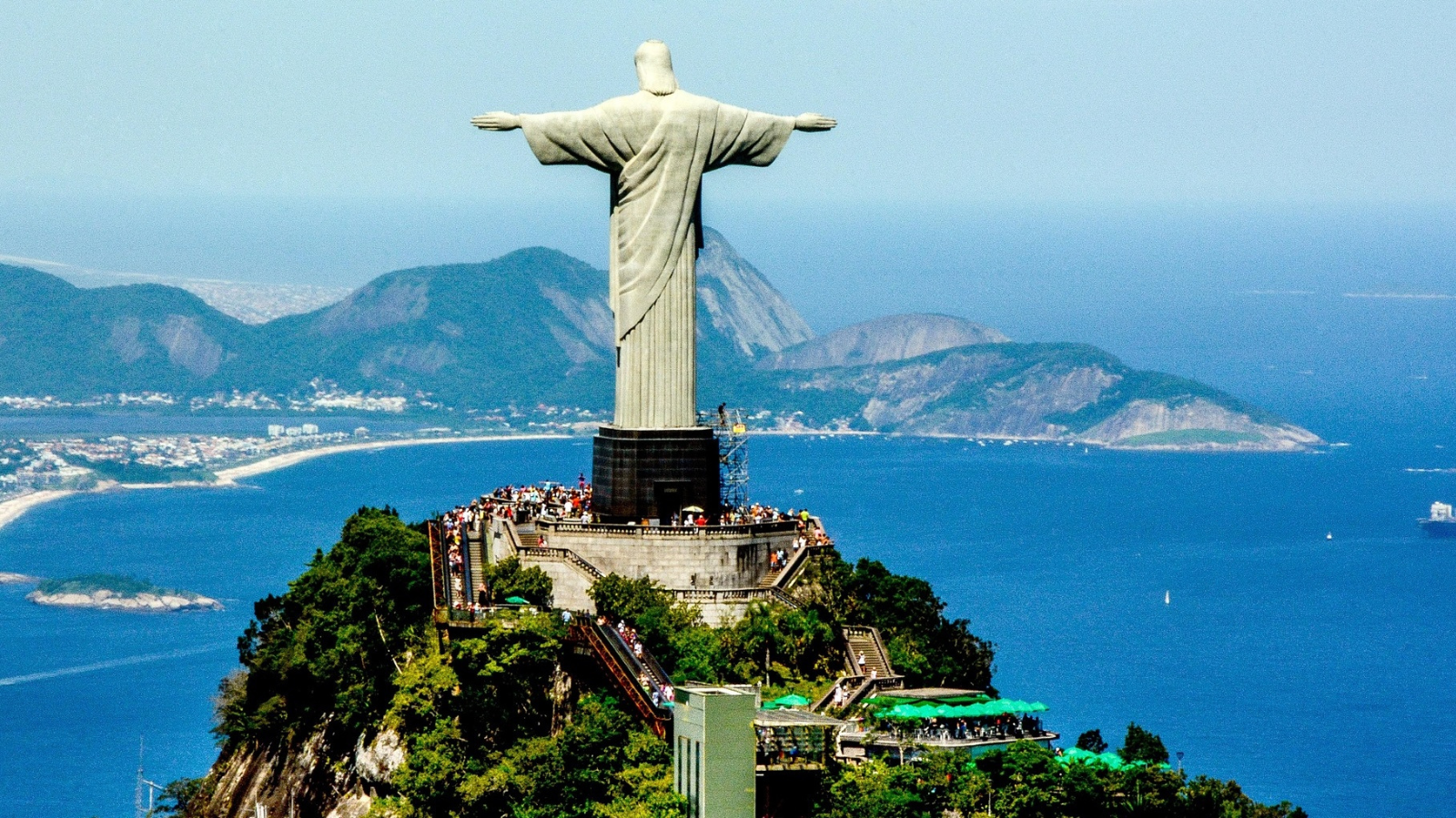 Brazil Expansion Playbook: From Market Research to Company Formation